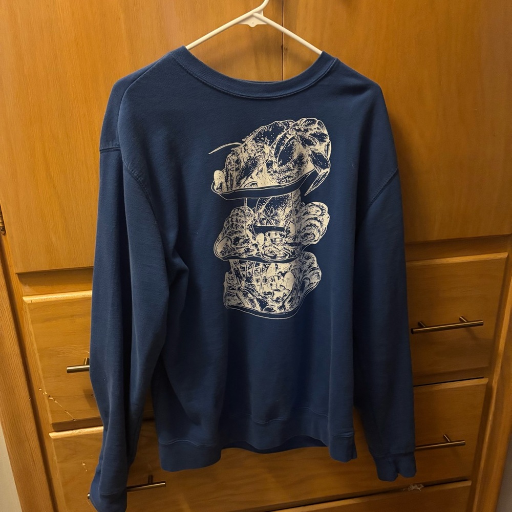 Cold World Frozen Goods - Seafood Tower heavyweight sweatshirt